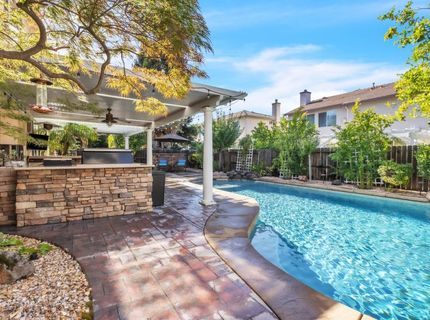 140 Lyman, Sacramento, CA 95835 Photo