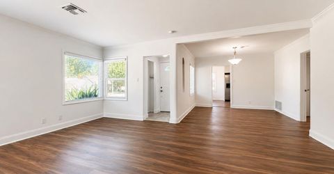 2801 San Luis Ct, Sacramento, CA 95818 Photo