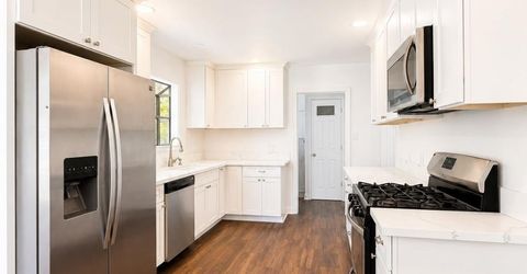 2801 San Luis Ct, Sacramento, CA 95818 Photo