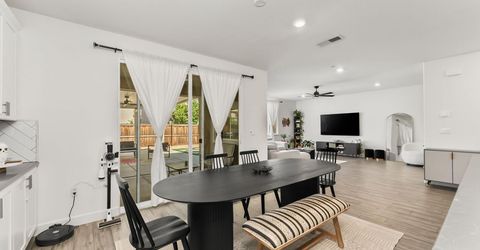 5930 Lakestone Dr, Sacramento, CA 95835 Photo