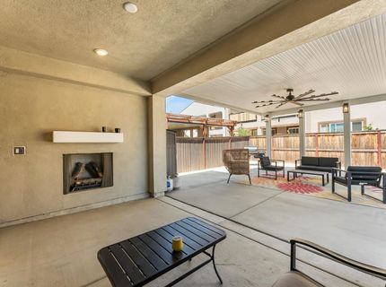 5930 Lakestone Dr, Sacramento, CA 95835 Photo