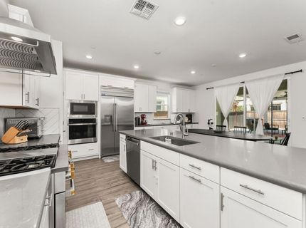 5930 Lakestone Dr, Sacramento, CA 95835 Photo