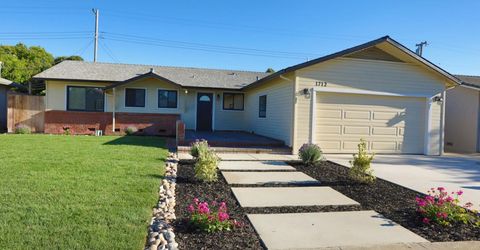 1712 W Locust St, Lodi, CA 95242 Photo