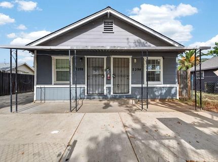 2398 Oakmont St, Sacramento, CA 95815 Photo