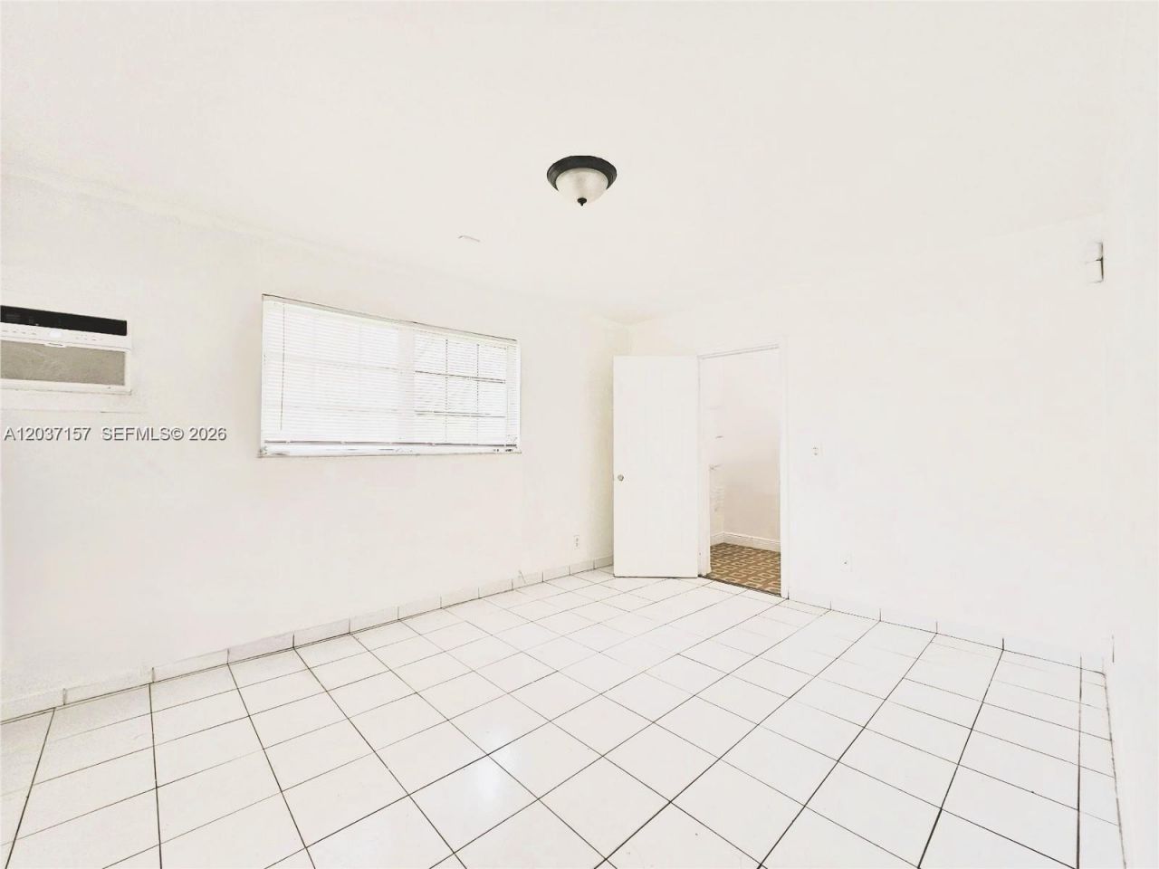2010 NW 70th St, Miami, FL 33147 Photo