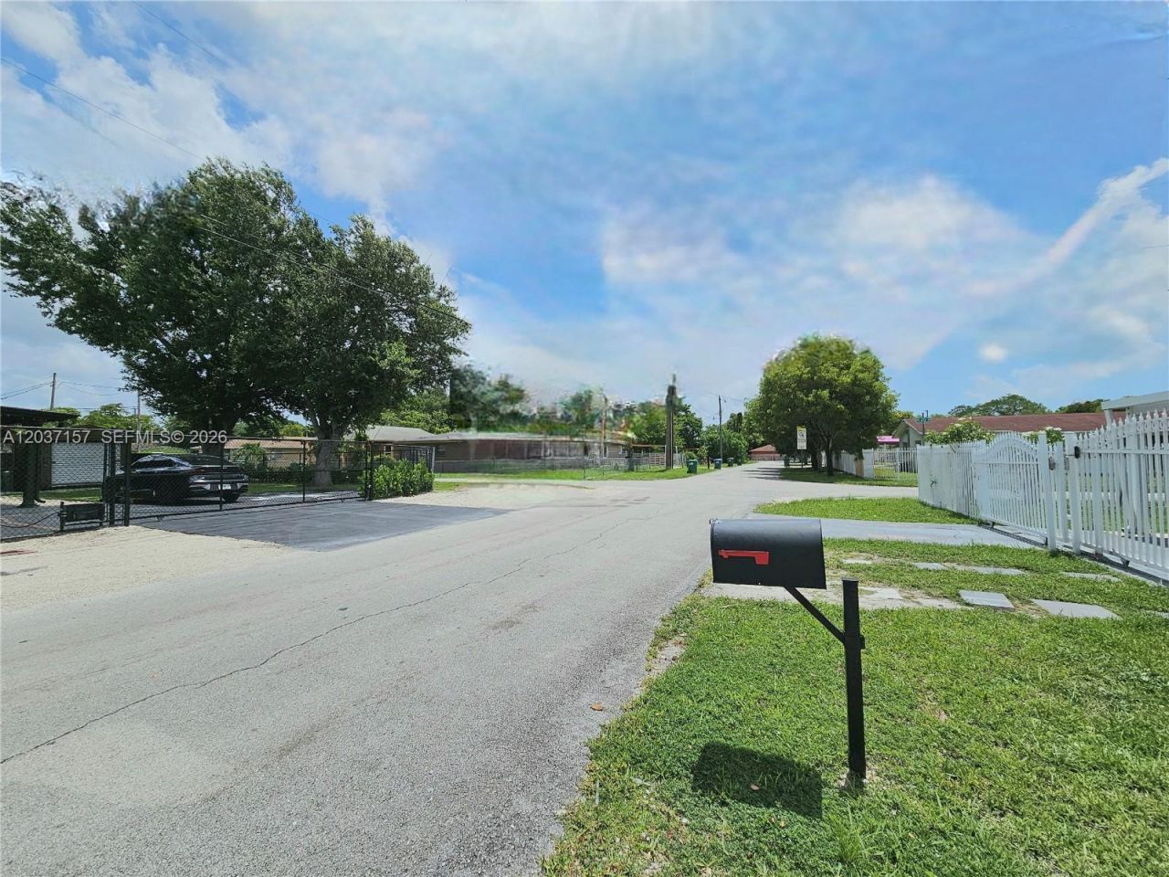 2010 NW 70th St, Miami, FL 33147 Photo