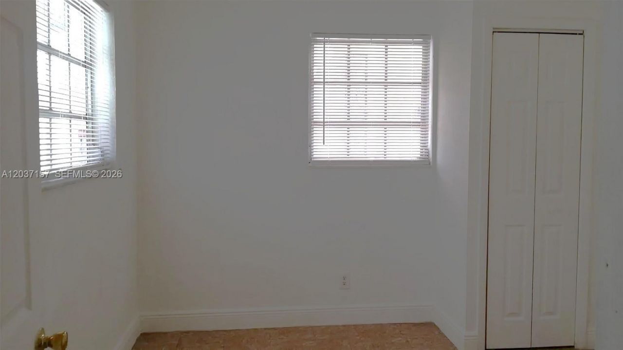 2010 NW 70th St, Miami, FL 33147 Photo
