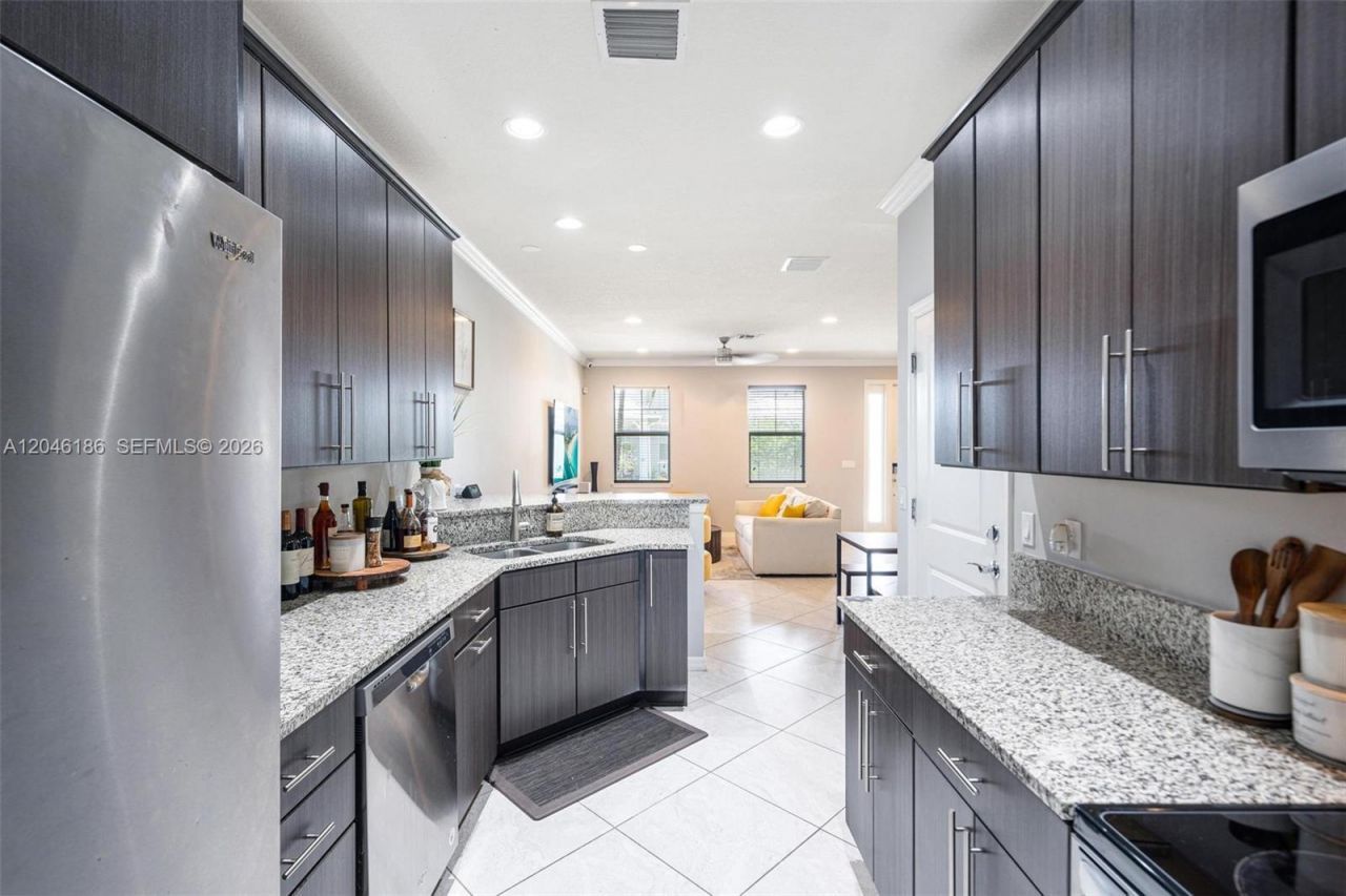 3944 Poinciana Ln , Hollywood, FL 33021 Photo