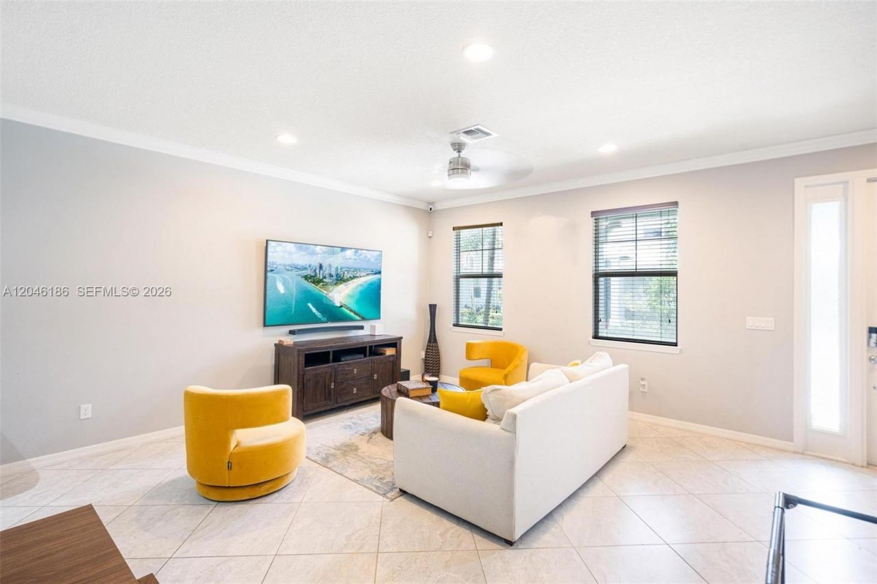 3944 Poinciana Ln , Hollywood, FL 33021 Photo