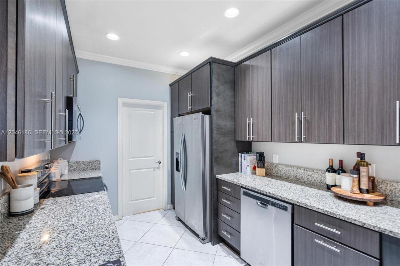 3944 Poinciana Ln , Hollywood, FL 33021 Photo