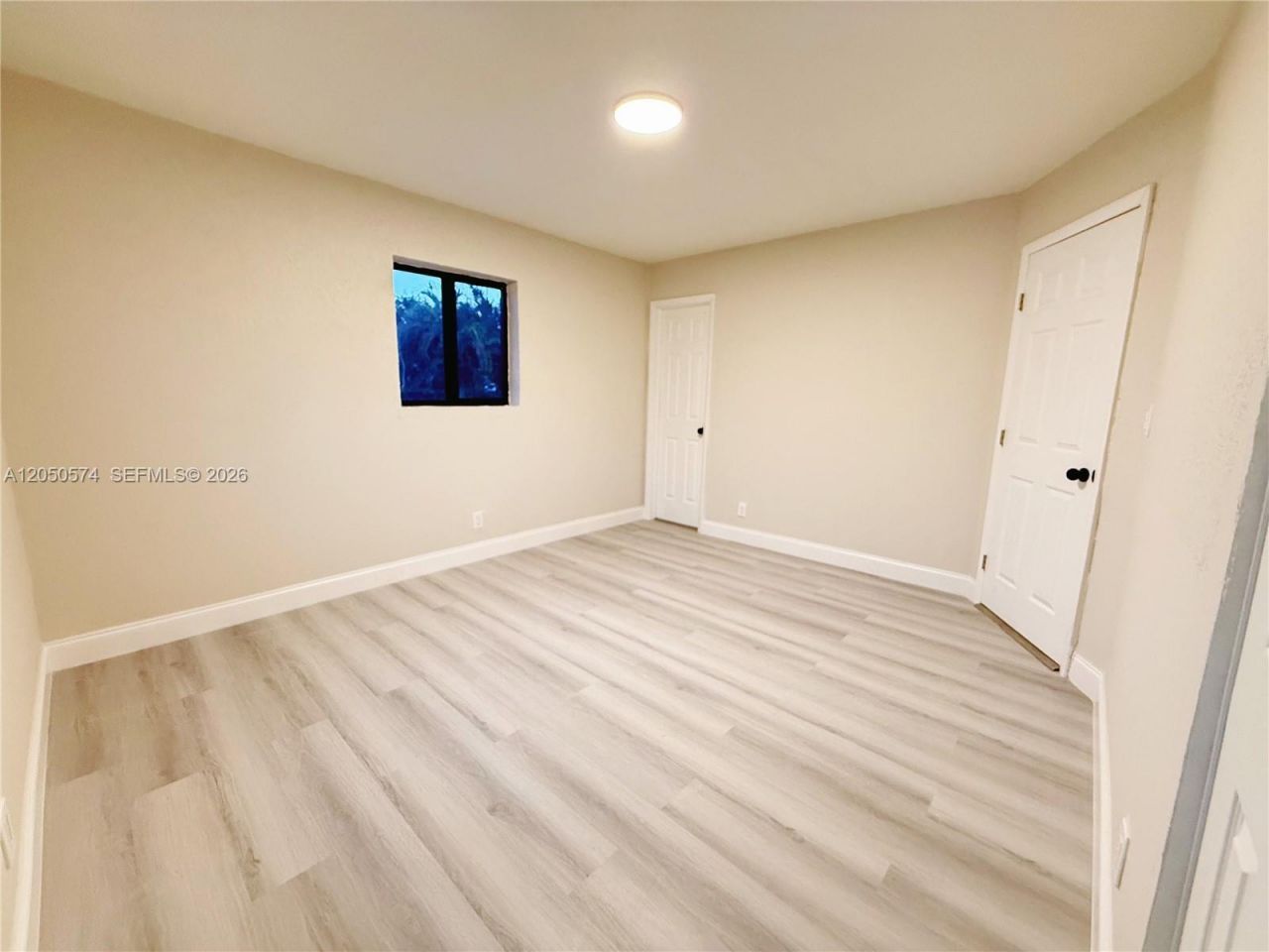 2401 SW 50th Ter , Plantation, FL 33317 Photo