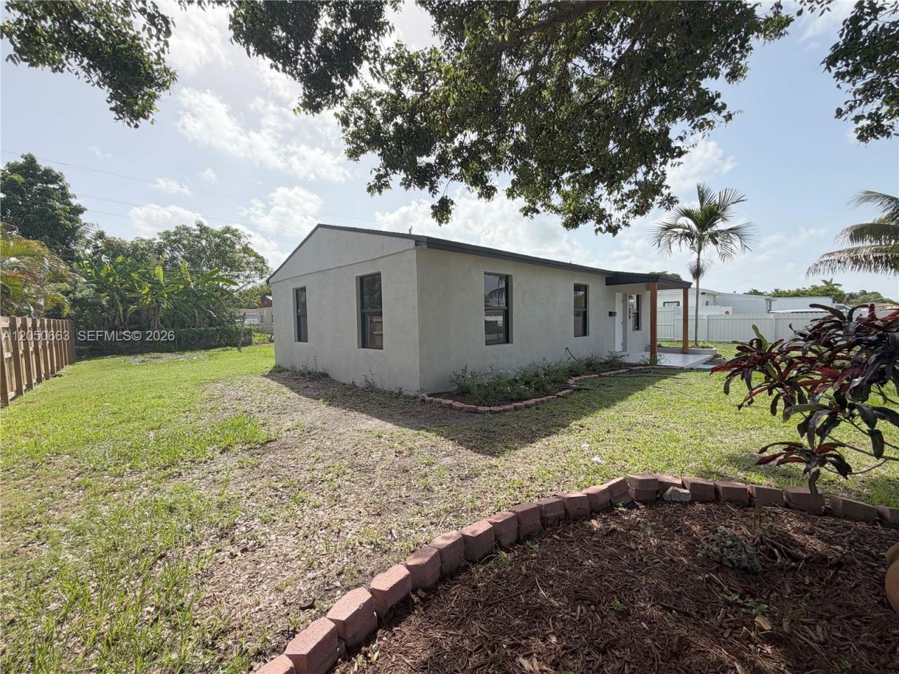 14740 Polk St , Miami, FL 33176 Photo