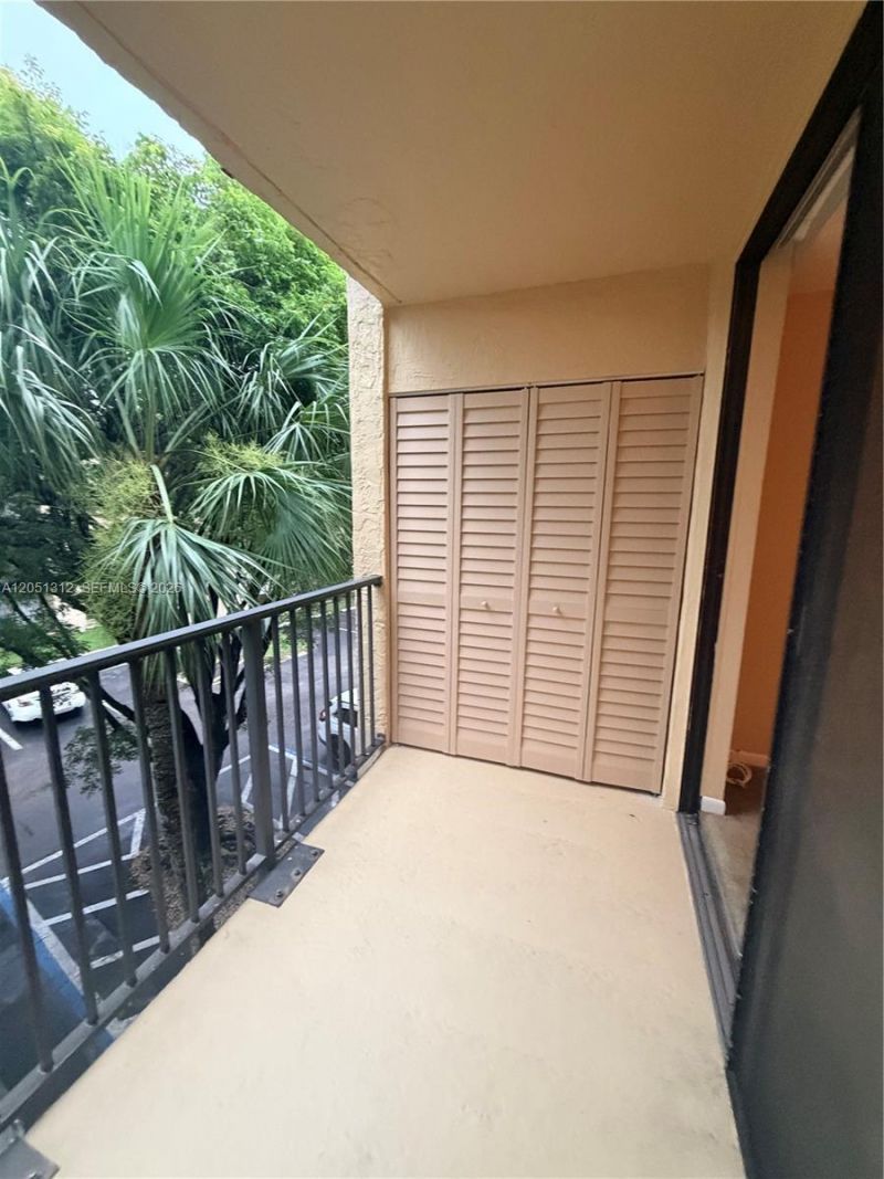 14311 N Kendall Dr, Unit 312A, Miami, FL 33186 Photo