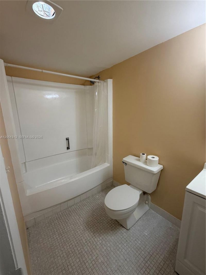 14311 N Kendall Dr, Unit 312A, Miami, FL 33186 Photo