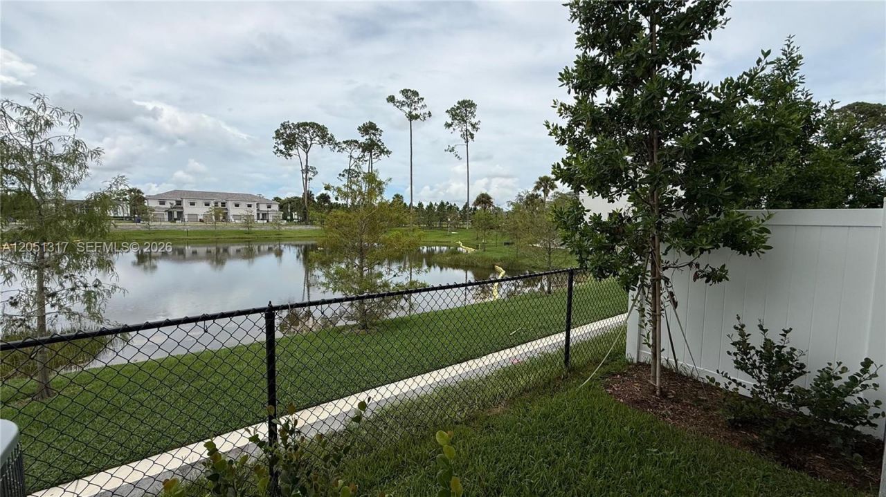 149 Lakeside Landing Ct , Royal Palm Beach, FL 33411 Photo