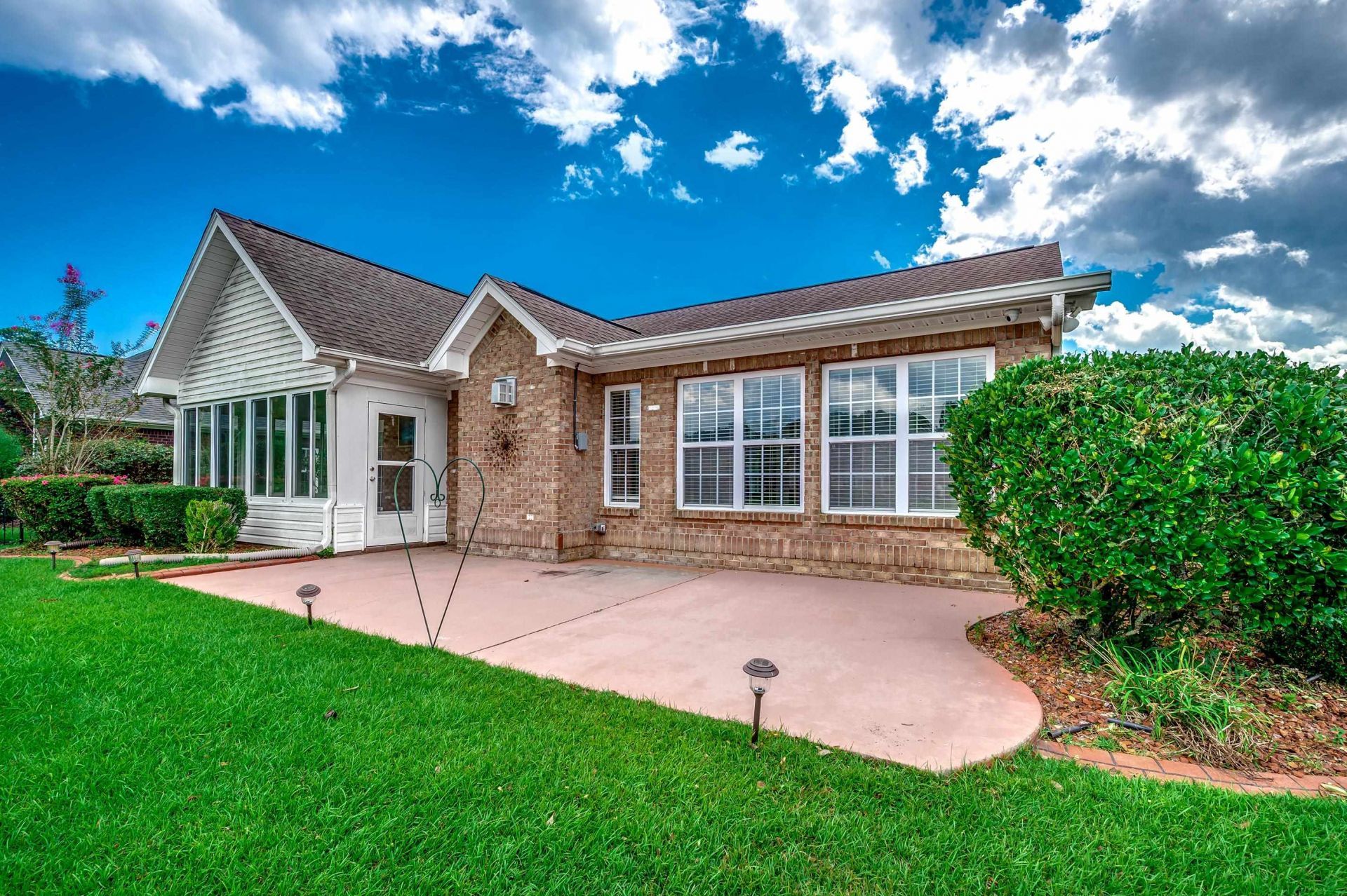 3512 Queens Harbour Blvd.  Photo 33