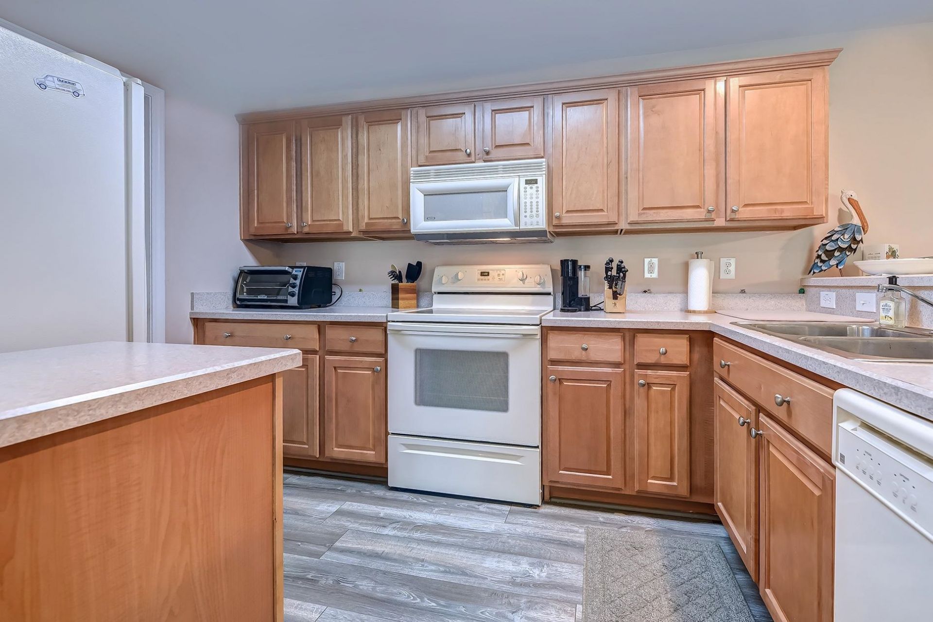 4665 Fringetree Dr. Photo 11