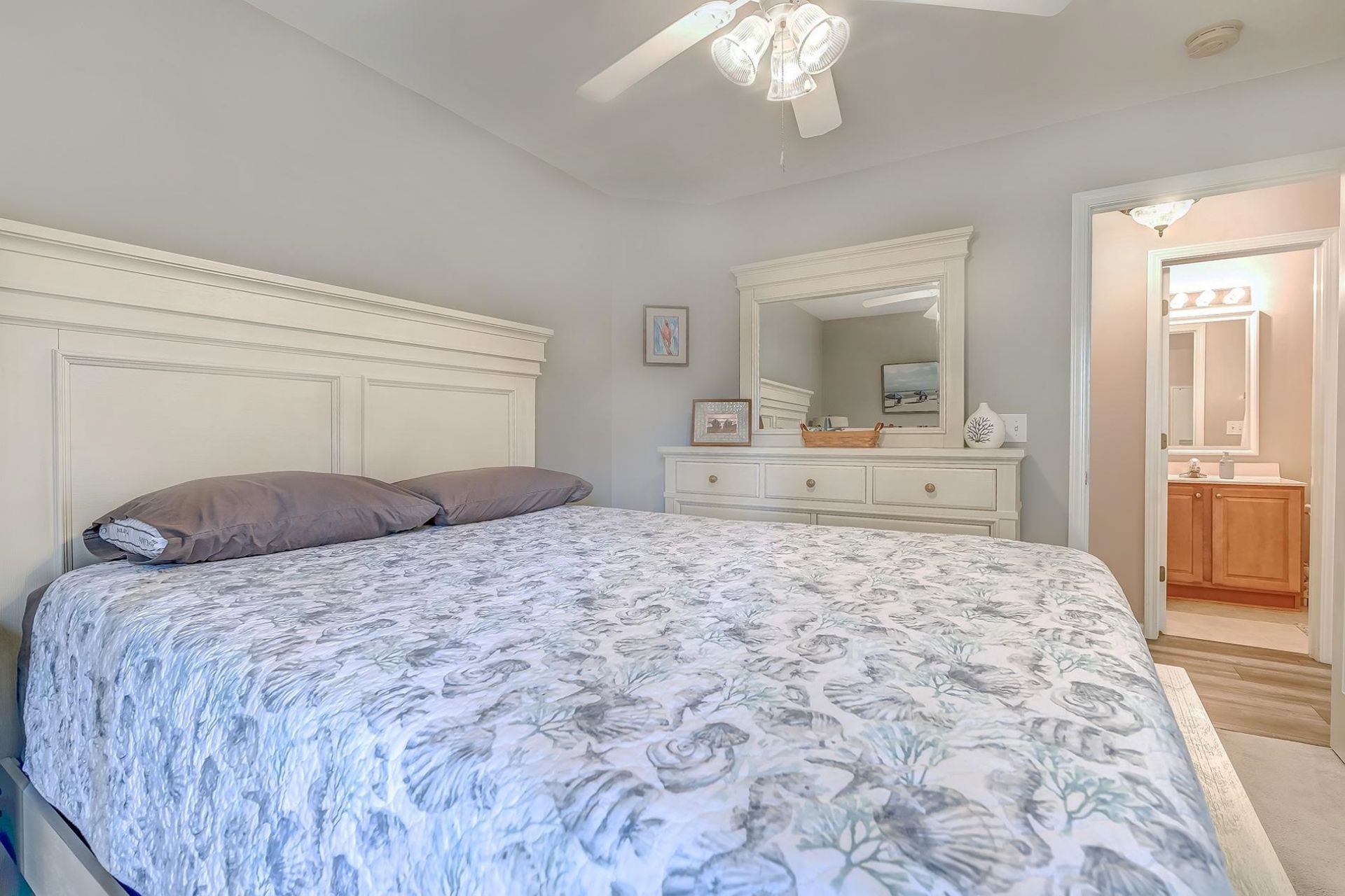4665 Fringetree Dr. Photo 23