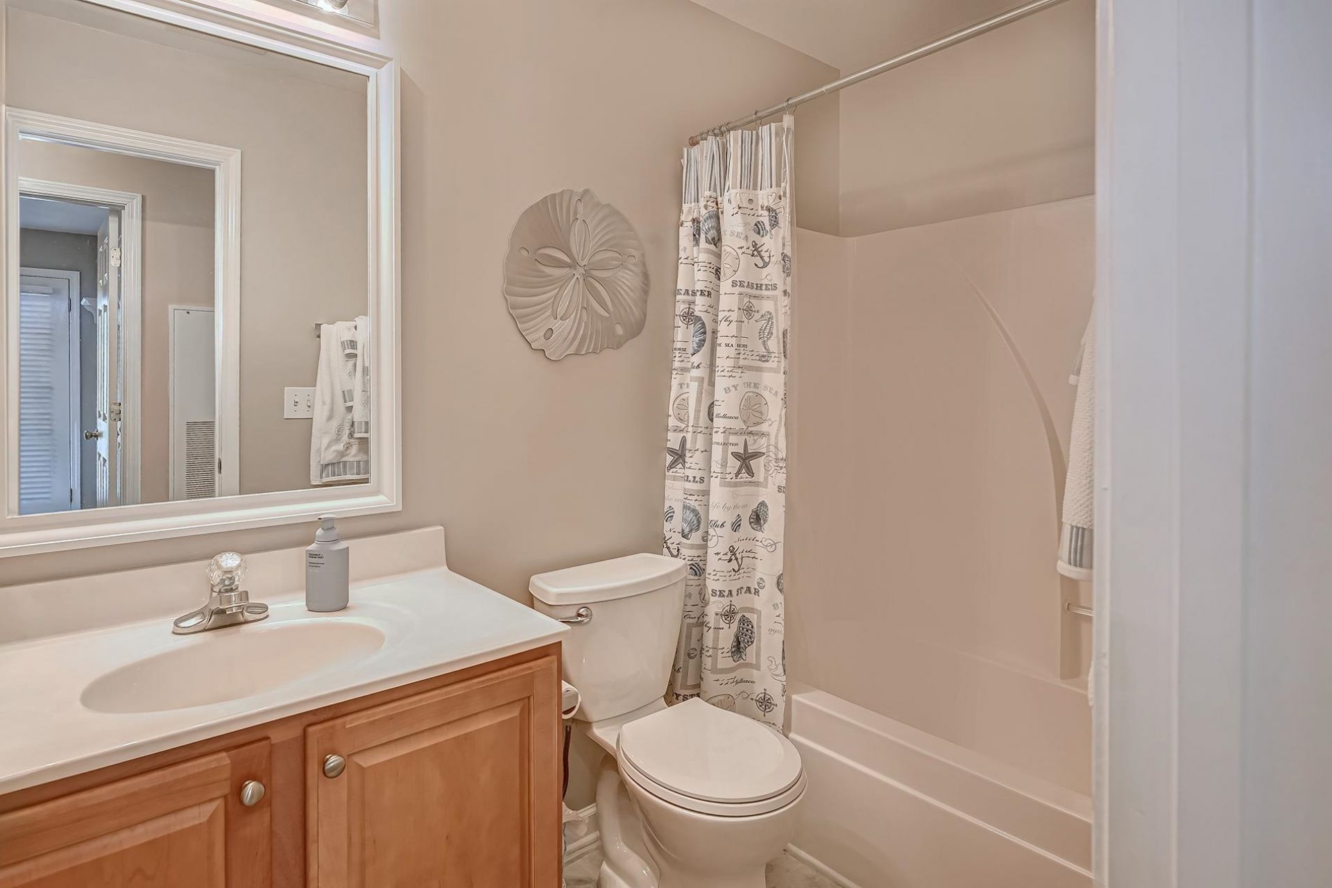 4665 Fringetree Dr. Photo 24
