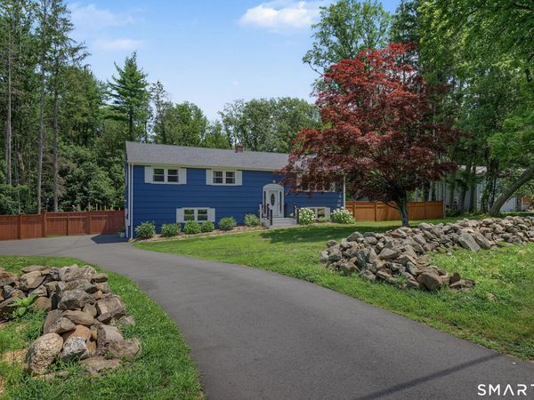 1399 Long Hill, Guilford, CT 06437