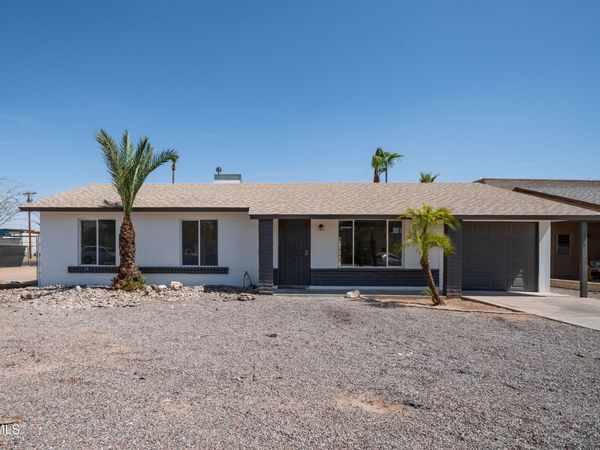 1558 W CRESCENT Avenue, Mesa, AZ 85202