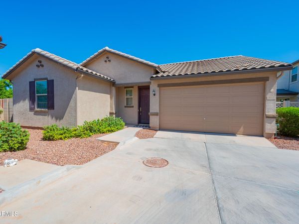 952 S OLYMPIC Drive, Gilbert, AZ 85296