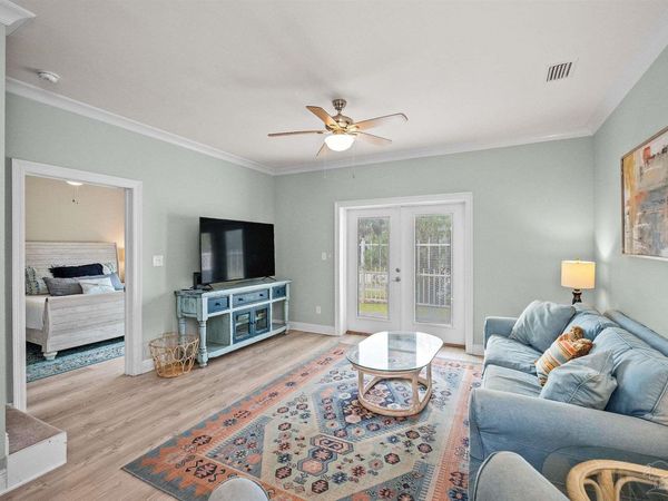 13941 Del Rio Dr, Pensacola, FL 32507