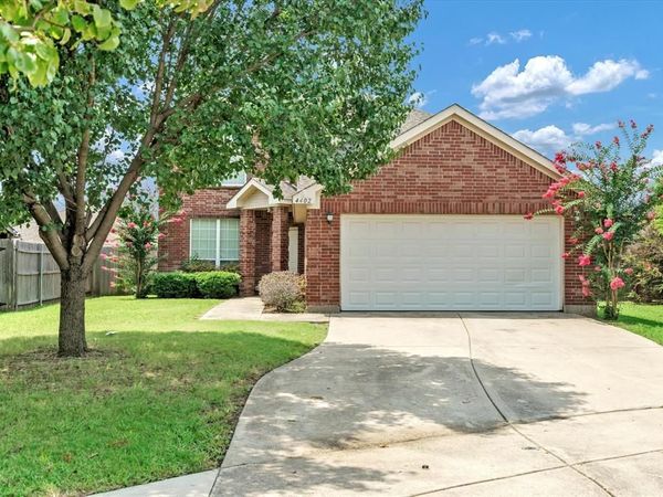 4402 Emerald Leaf Drive, Mansfield, TX 76063