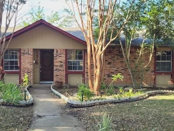 1518 Camelia Drive , Lewisville, TX 75067