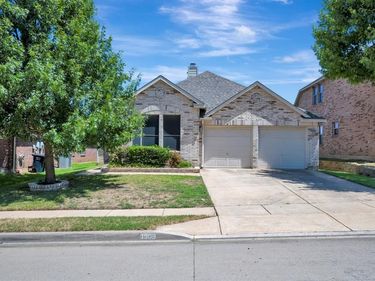3909 Long Hollow Road, Fort Worth, TX 76262