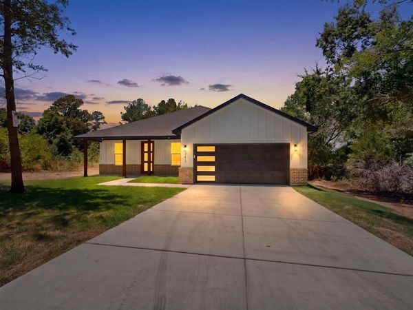 343 SCHOONER Road, Gun Barrel City, TX 75156