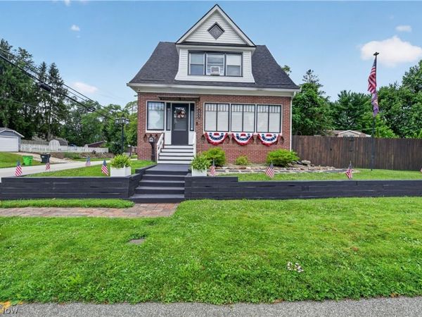 132 28th Street NW, Barberton, OH 44203