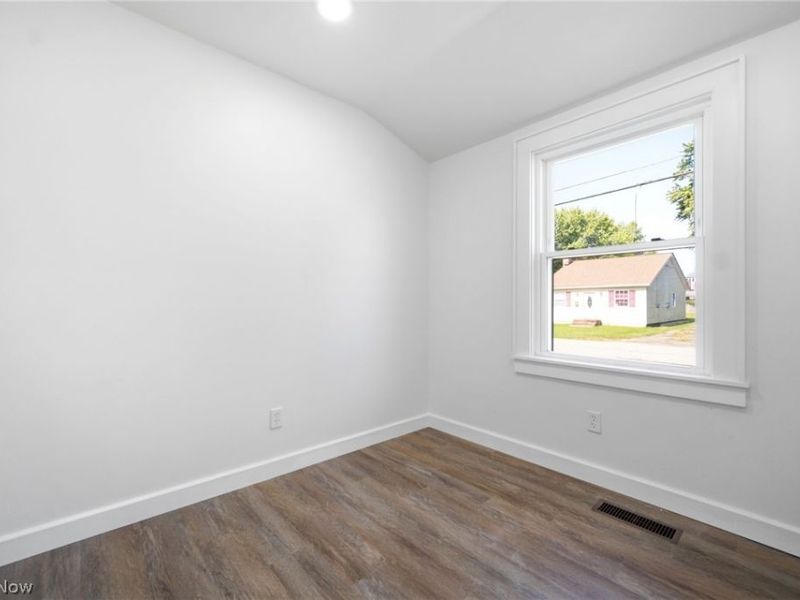 5635 Park Street, Mentor on the Lake, OH 44060 Photo 18