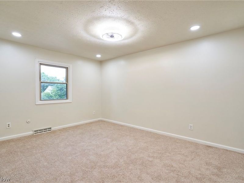 4368 Norona Drive, Cuyahoga Falls, OH 44224 Photo 10