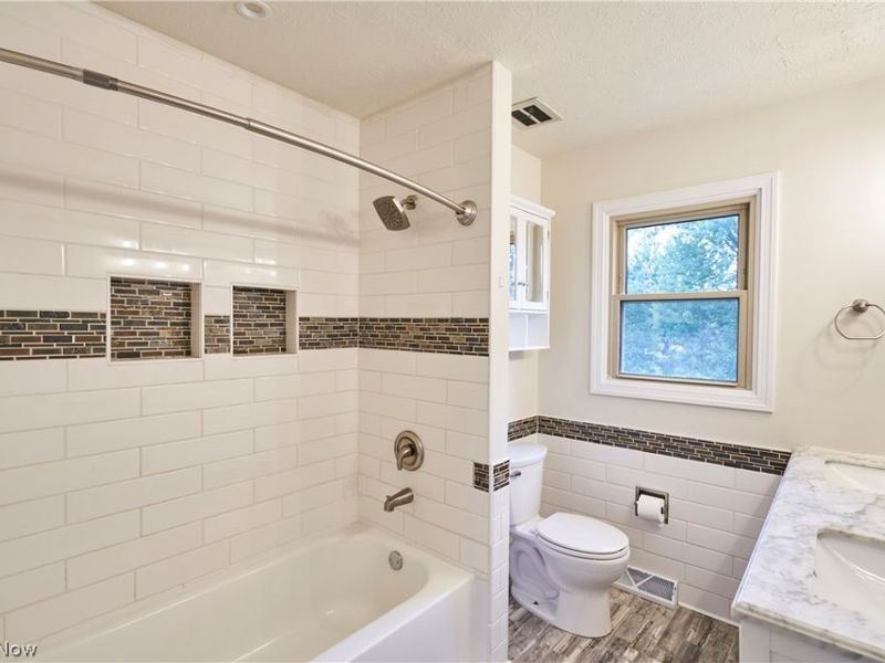 4368 Norona Drive, Cuyahoga Falls, OH 44224 Photo 19