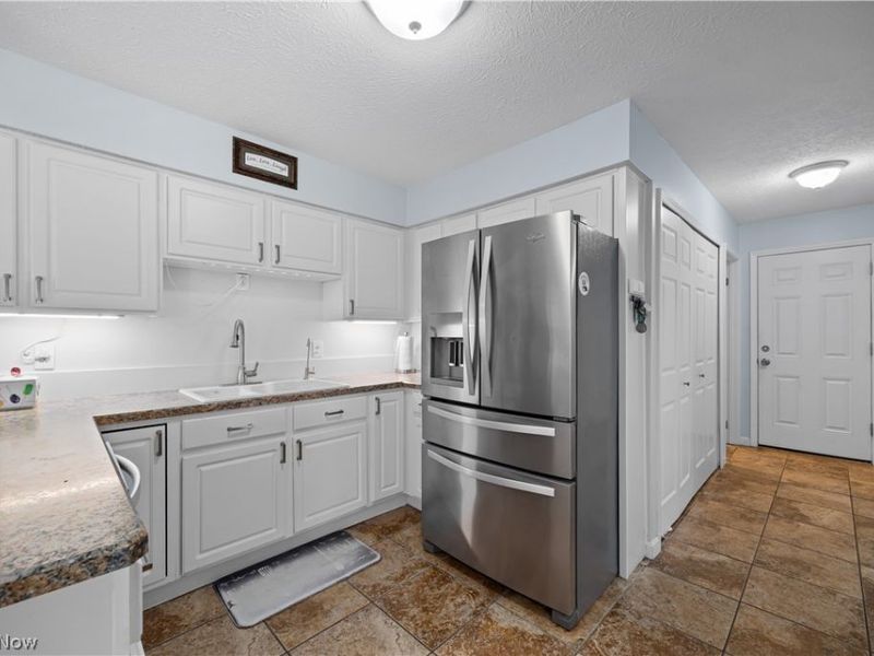 875 Hampton Circle, Unit 3, Aurora, OH 44202 Photo 10