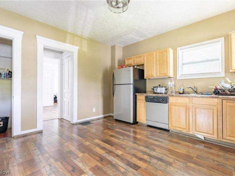 64 Diamond Avenue, Barberton, OH 44203 Photo 17
