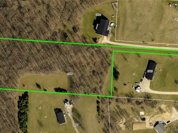 Gard Lane , Mount Perry, OH 43762