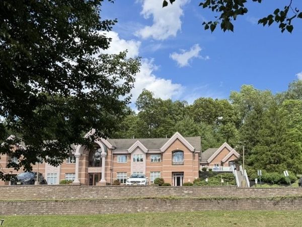 258 King George Rd, Warren, NJ 07059