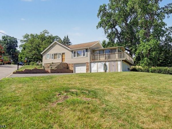 1 Clark St, Mine Hill, NJ 07803