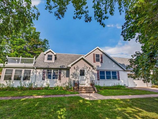 818 River Road, Deforest, WI 53532