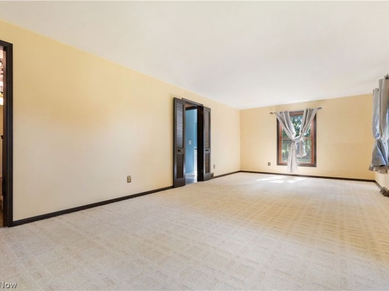 5740 Lake Cable Avenue NW, Canton, OH 44718 Photo 9