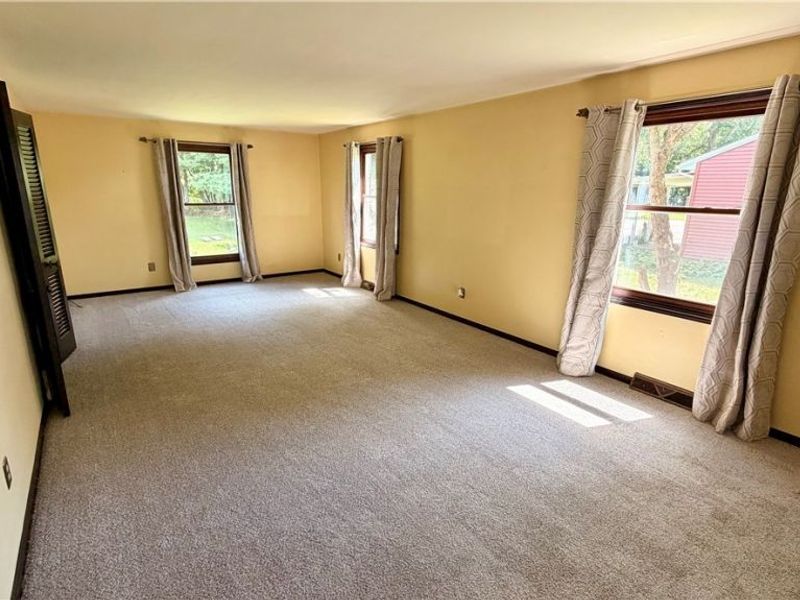 5740 Lake Cable Avenue NW, Canton, OH 44718 Photo 9