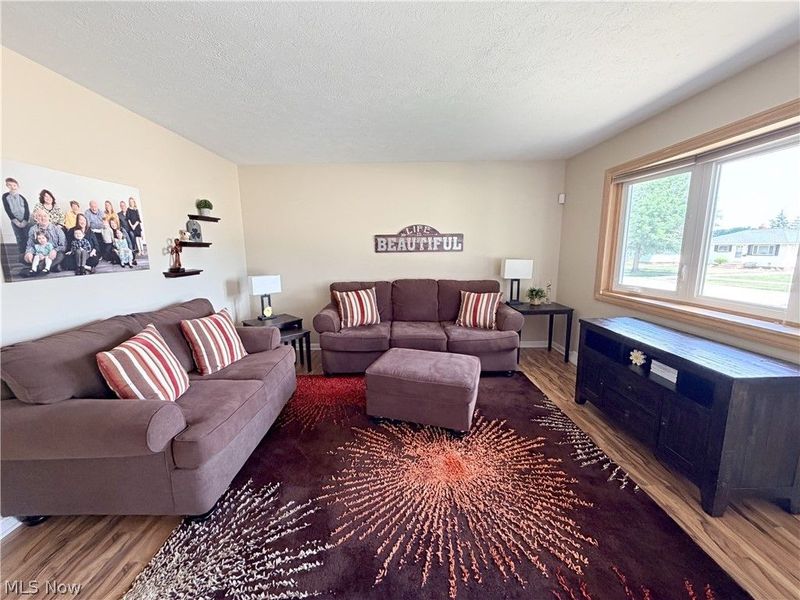 9001 Harrow Drive, Parma, OH 44129 Photo 2