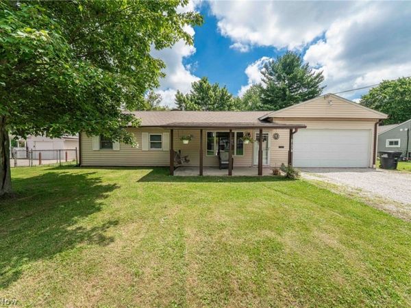1981 Pinewood Drive , Brunswick, OH 44212