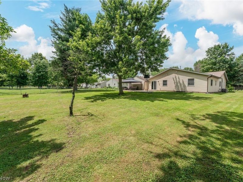 1981 Pinewood Drive , Brunswick, OH 44212 Photo 32