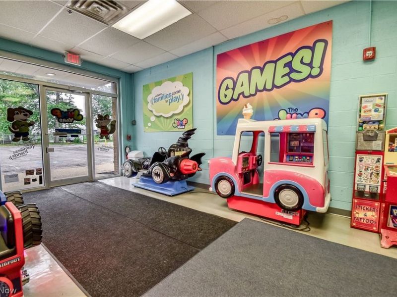 34675 Melinz Parkway, Eastlake, OH 44095 Photo 4