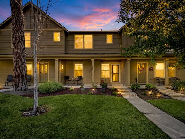 820 N Hindeman Street, Sisters, OR 97759