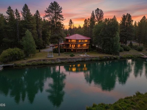 54685 Silver Fox Drive, Bend, OR 97707