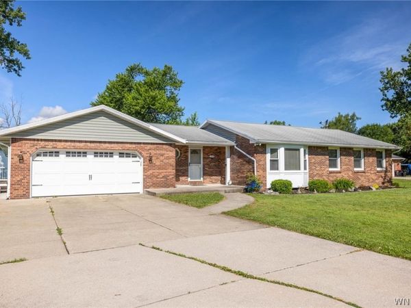 152 Stony Road, Lancaster, NY 14086